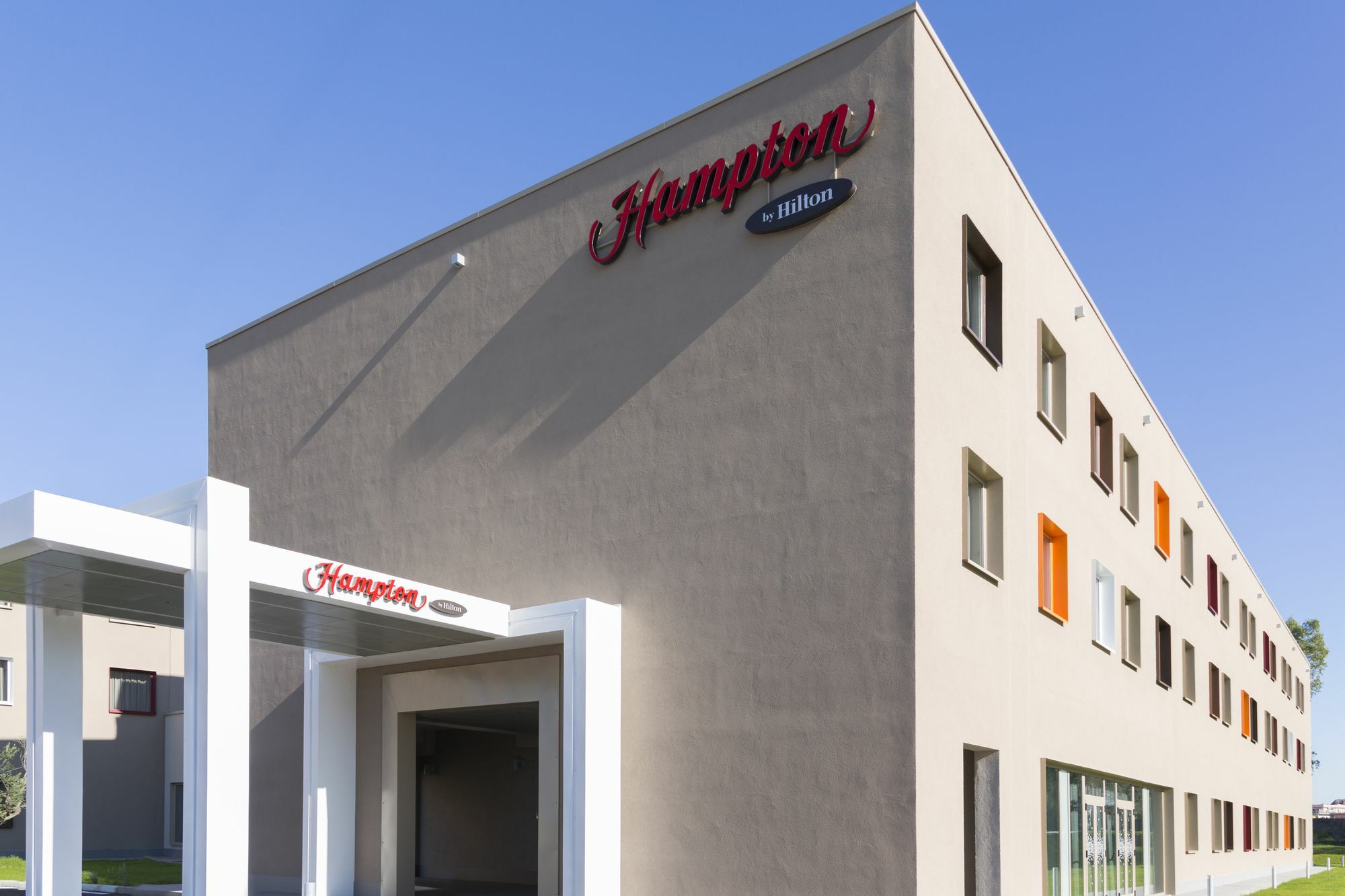 Hampton By Hilton Rome East Hotel Exterior photo